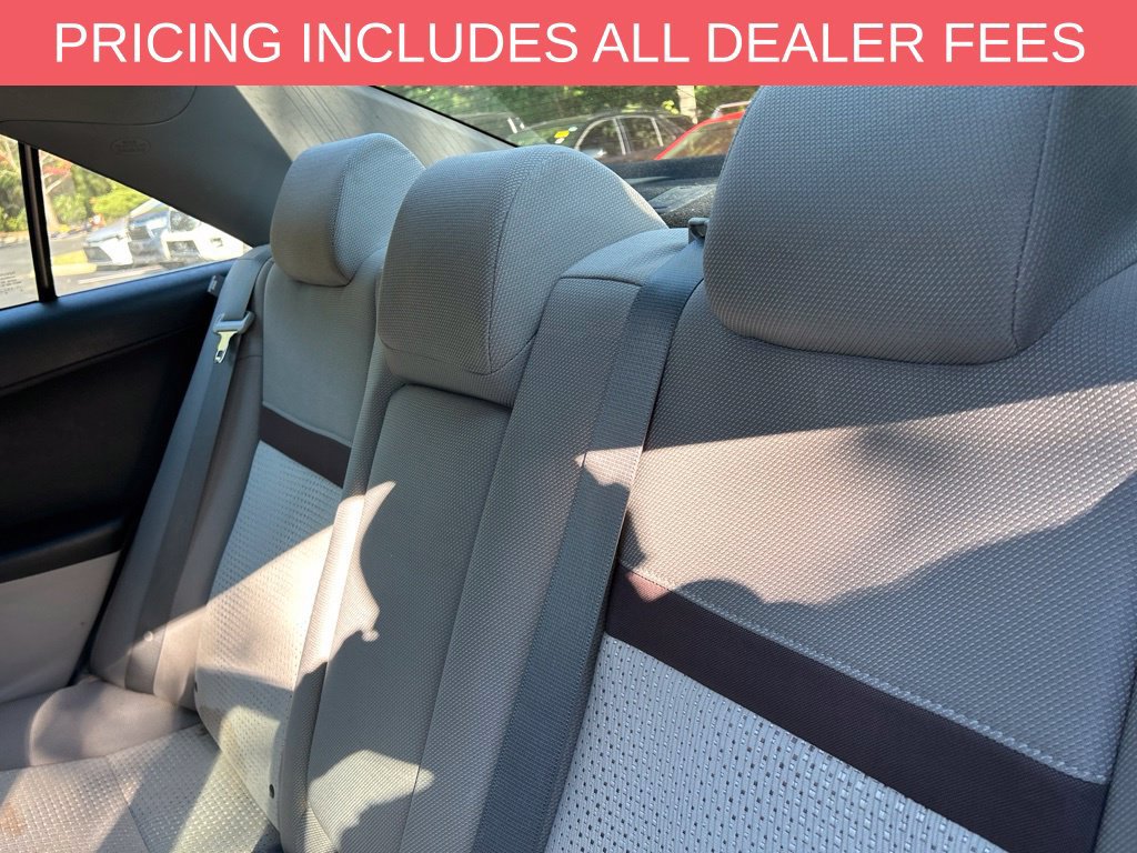 Used 2012 Toyota Camry LE FWD image 27