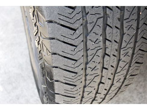 Used 2024 Ford F150 Platinum w/ FX4 Off-Road Package AWD/4WD image 28