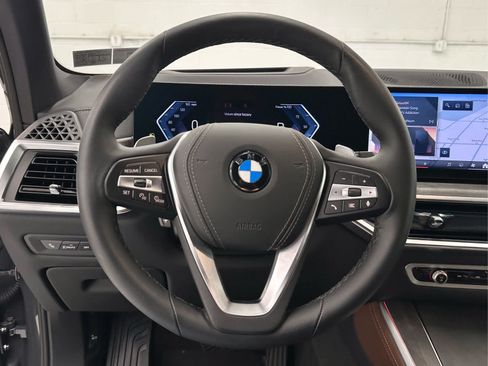 Used 2026 BMW X5 xDrive40i w/ Executive Package AWD/4WD image 24