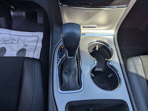 Used 2021 Jeep Grand Cherokee Laredo X image 25