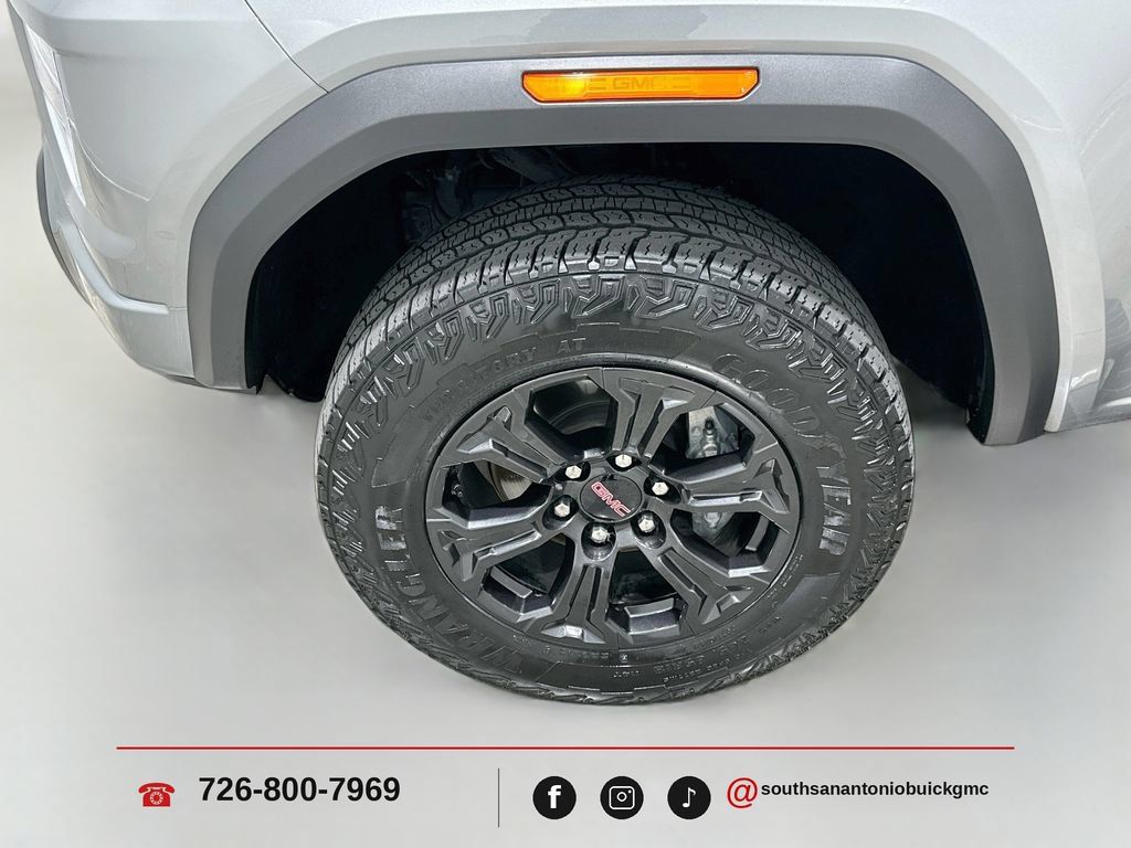 Certified 2024 GMC Canyon Elevation w/ Elevation Premium Package RWD image 32