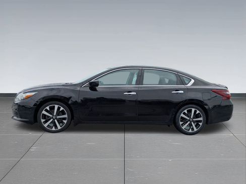 Used 2018 Nissan Altima 2.5 SR image 3