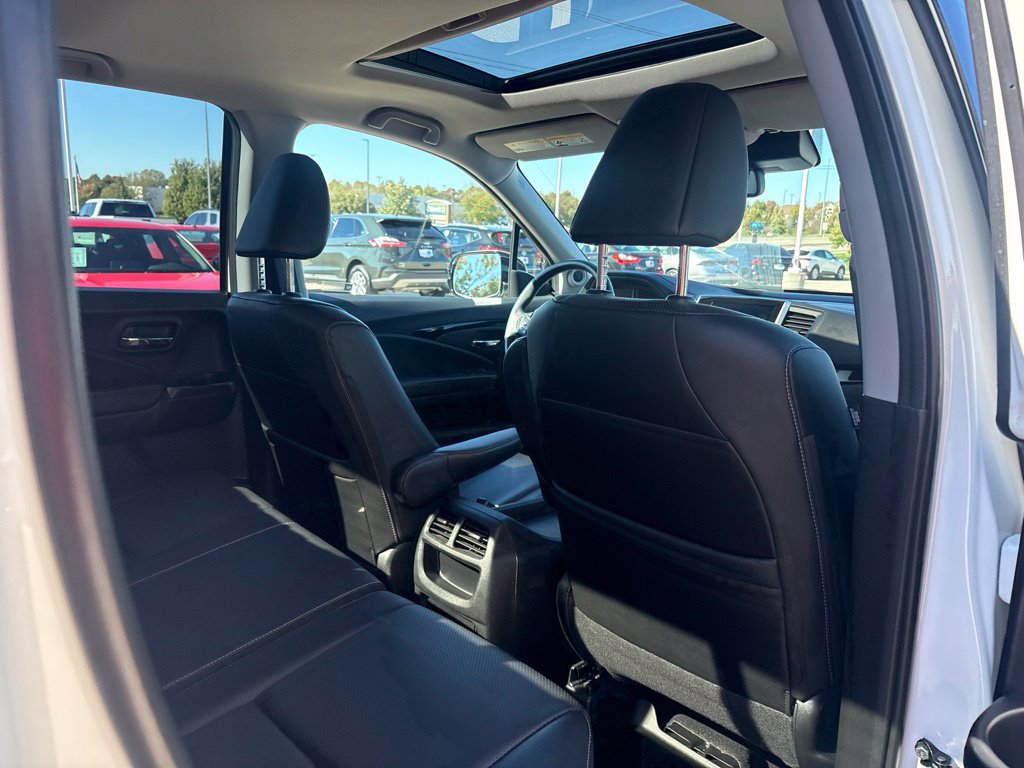Used 2017 Honda Ridgeline RTL-E image 32