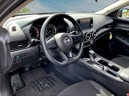 Certified 2025 Nissan Sentra S FWD image 16