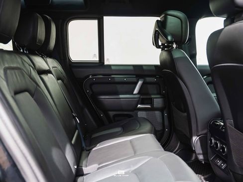 Used 2024 Land Rover Defender 110 V8 image 24