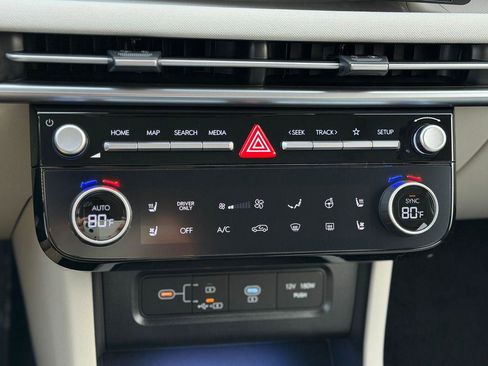 New 2026 Hyundai Tucson Limited image 17