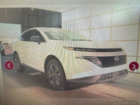 Certified 2025 Nissan Murano SL w/ Cargo Package AWD/4WD image 2