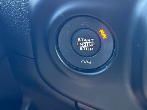 Used 2021 Jeep Wrangler Rubicon w/ Cold Weather Group image 24