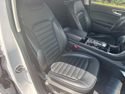 Used 2019 Ford Edge SEL w/ Equipment Group 201A AWD/4WD image 24