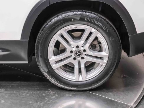 Certified 2023 Mercedes-Benz GLB 250 image 9