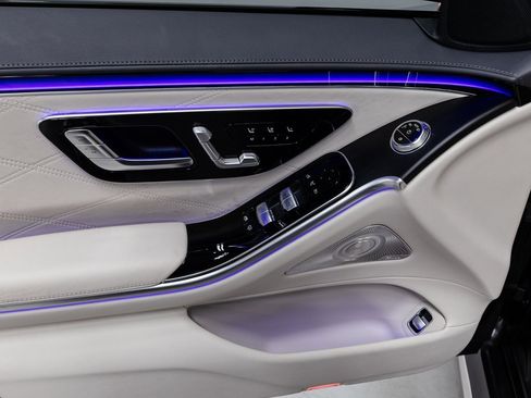 Used 2025 Mercedes-Benz S 63 AMG S image 6