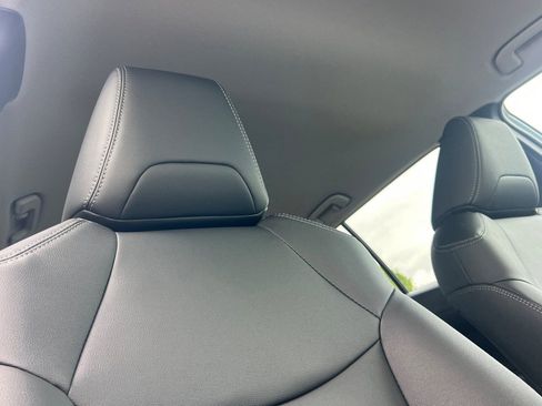 New 2026 Toyota Corolla Cross XLE image 19