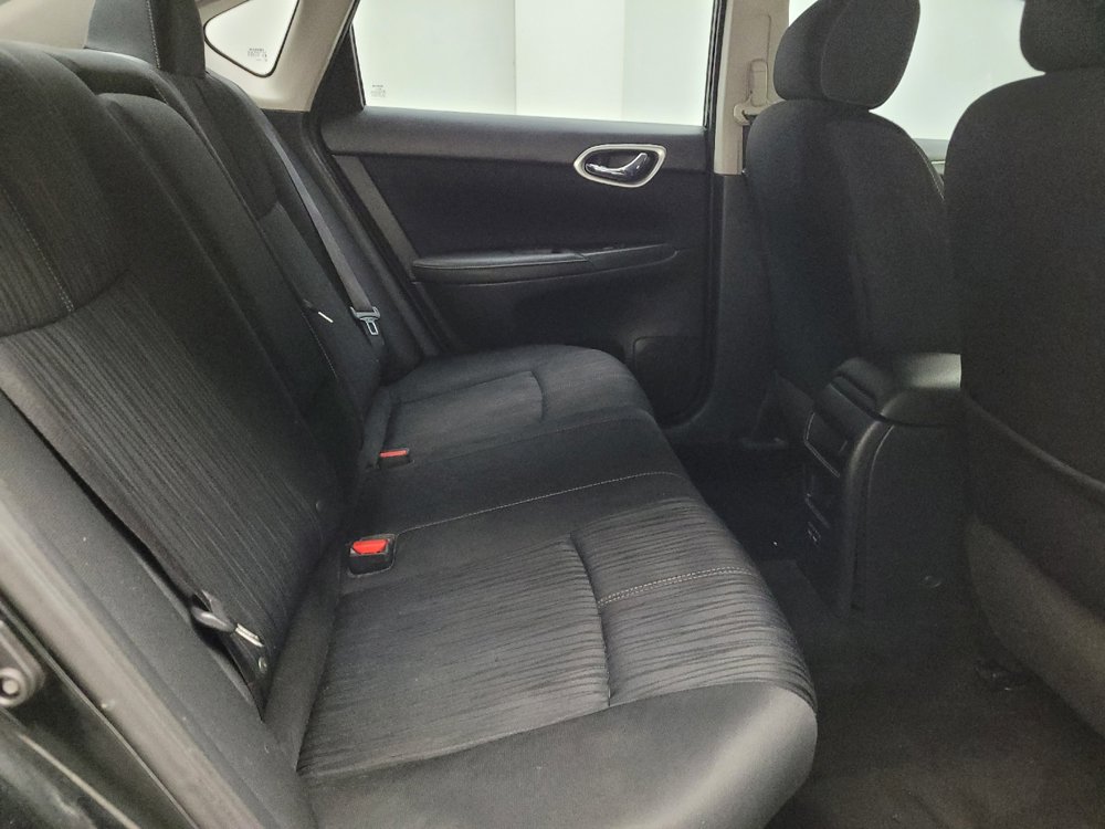 Used 2017 Nissan Sentra SV FWD image 19