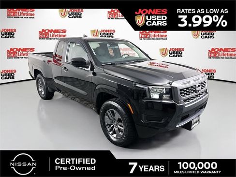 Certified 2025 Nissan Frontier SV RWD image 1