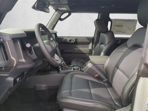 New 2026 Ford Bronco Badlands AWD/4WD image 4