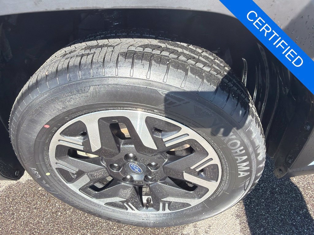 Certified 2025 Subaru Forester Premium AWD/4WD image 32