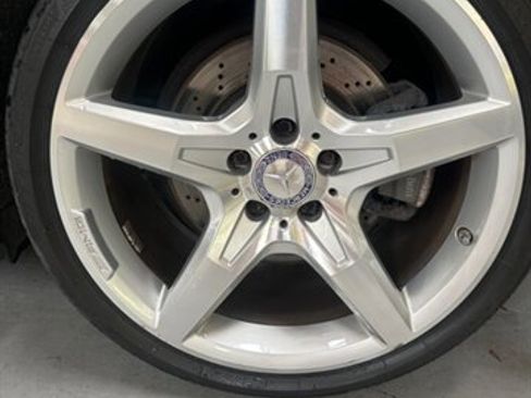 Used 2013 Mercedes-Benz SL 550 w/ Premium Pkg image 33