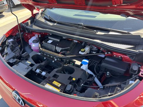 Certified 2025 Volkswagen ID.4 Pro S image 39