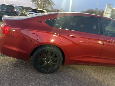 Used 2014 Chevrolet Impala LT w/ Convenience Package image 12