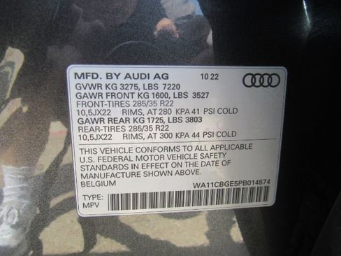 Used 2023 Audi e-tron S Premium Plus w/ Black Optic Package image 60