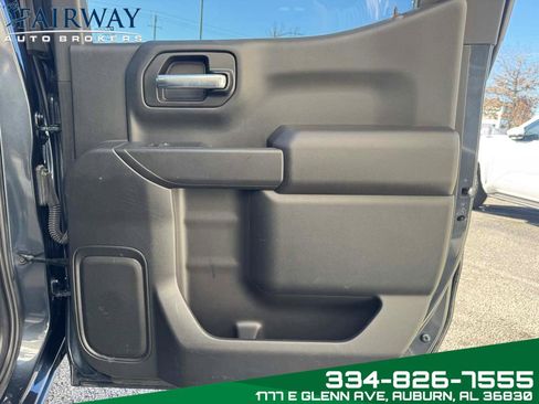 Used 2021 Chevrolet Silverado 1500 LT image 28