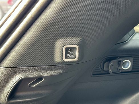 New 2025 Jeep Grand Cherokee Laredo X w/ Luxury Tech Group I image 13