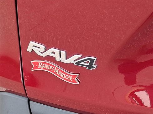 Used 2024 Toyota RAV4 XLE Premium image 28