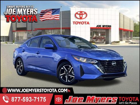 Used 2025 Nissan Sentra SV FWD image 1