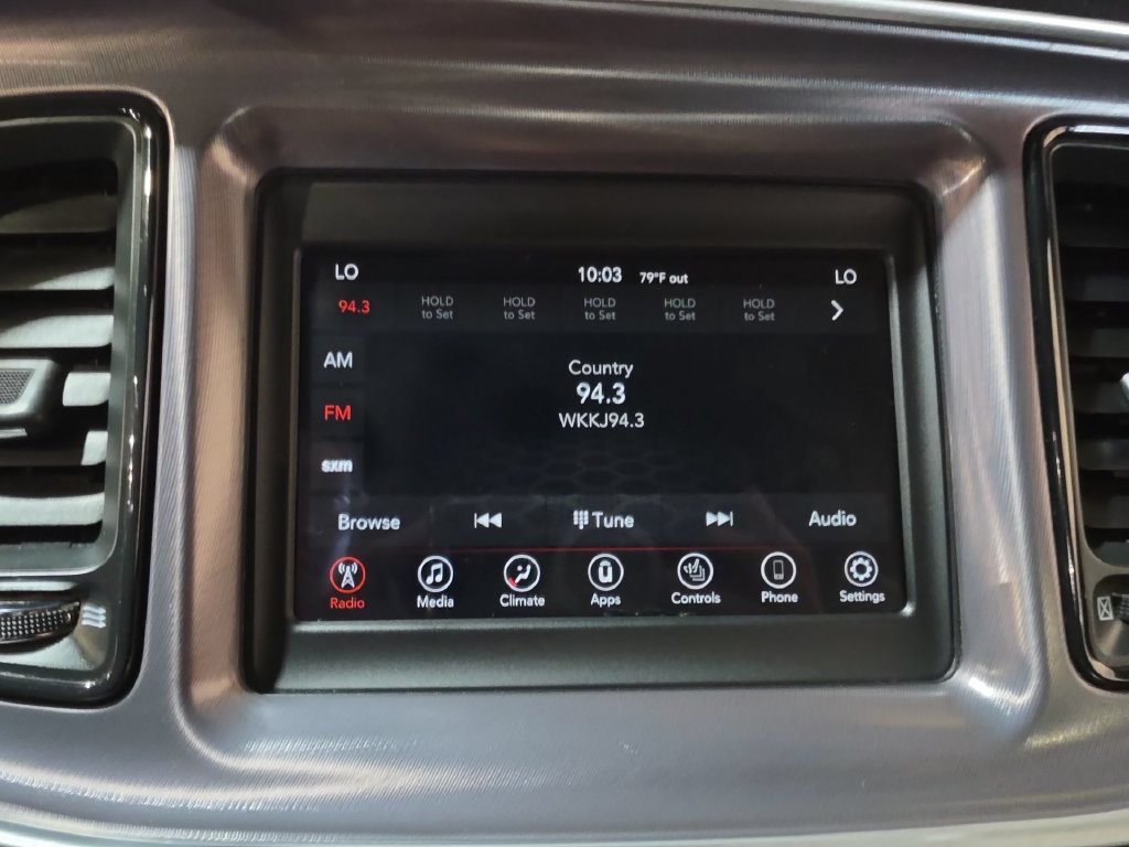 Used 2019 Dodge Challenger SXT w/ Driver Convenience Group RWD image 12