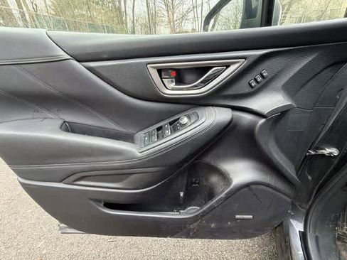 Used 2019 Subaru Forester Touring image 18