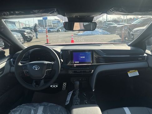 New 2026 Toyota Camry SE image 10
