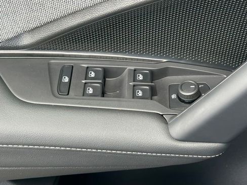 Certified 2025 Volkswagen Tiguan S AWD/4WD image 21