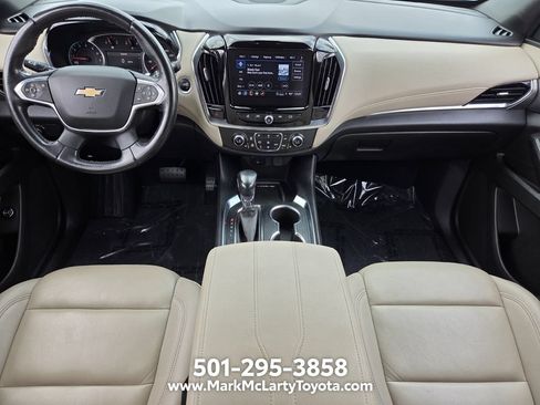 Used 2022 Chevrolet Traverse LT AWD/4WD image 12