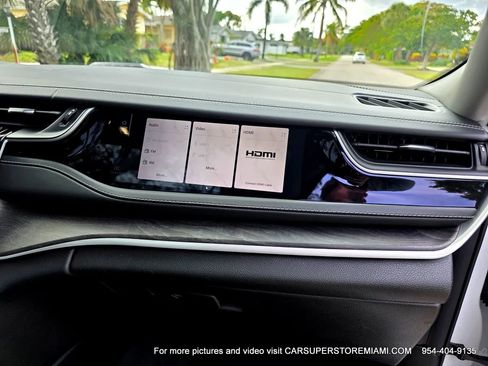 Used 2022 Jeep Grand Cherokee Limited 4xe image 46