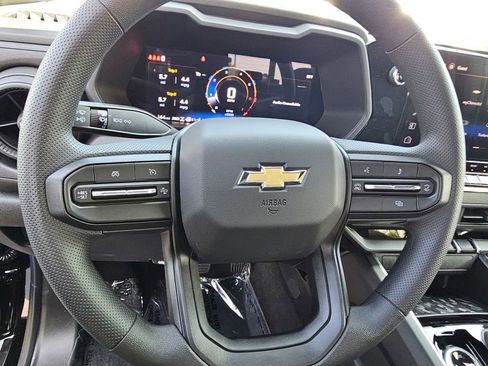 New 2026 Chevrolet Colorado W/T w/ WT Custom Package AWD/4WD image 24