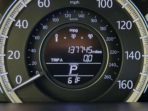 Used 2015 Honda Accord LX image 41