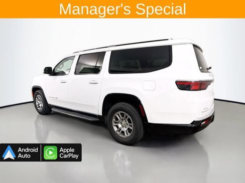 Used 2023 Jeep Wagoneer L 4WD w/ Convenience Group I image 5