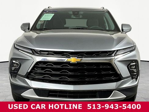 Used 2024 Chevrolet Blazer LT w/ Convenience Package FWD image 2