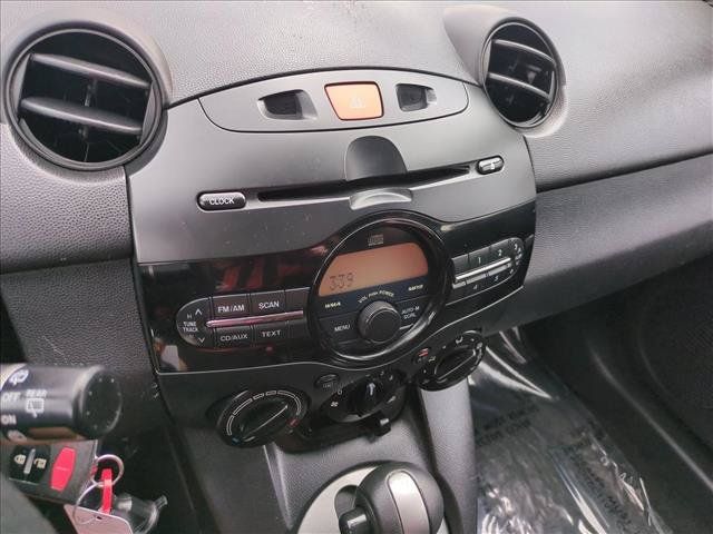 Used 2011 MAZDA MAZDA2 Touring FWD image 14
