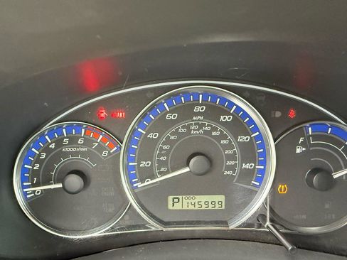 Used 2010 Subaru Forester 2.5X Premium AWD/4WD image 28