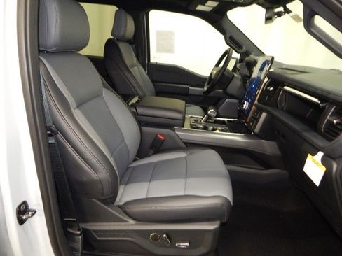 New 2025 Ford F150 Lightning Lariat image 21