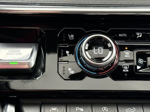 New 2026 GMC Sierra 1500 Denali w/ Denali Reserve Package image 23