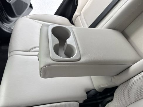 Used 2022 Hyundai Tucson SEL w/ Convenience + Premium Package FWD image 38