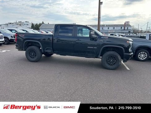 Certified 2024 Chevrolet Silverado 2500 ZR2 w/ Technology Package image 2