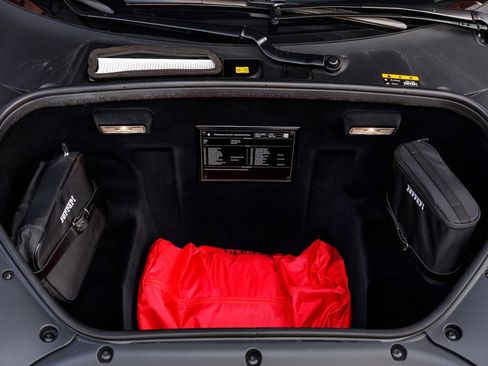 Used 2019 Ferrari 488 Pista Coupe RWD image 9