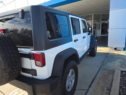 Used 2015 Jeep Wrangler Unlimited Sport w/ Quick Order Package 24S image 10