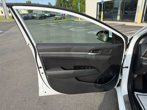 Used 2020 Hyundai Elantra SEL w/ Cargo Package (C1) FWD image 26
