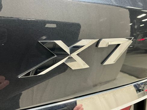 Used 2022 BMW X7 xDrive40i w/ Premium Package image 29