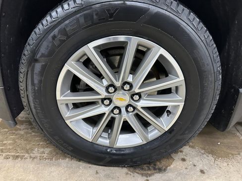 Used 2023 Chevrolet Traverse LT w/ LPO, Floor Liner Package image 40