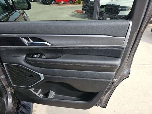 New 2026 Jeep Grand Wagoneer 4WD image 16